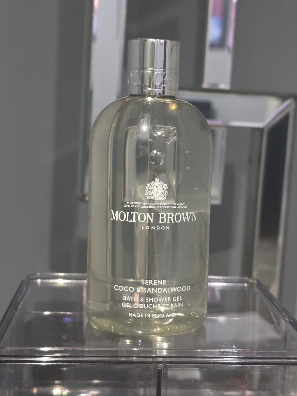 Molton Brown London Serene Coco & Sandalwood Bath & Shower Gel - 10 oz - New